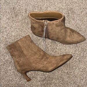 Madden Girl Elegant Tan Ankle Boots NWOT